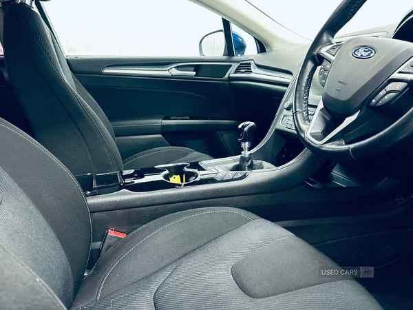 Used Ford Mondeo 2015 for sale - 76914173: Photo 2