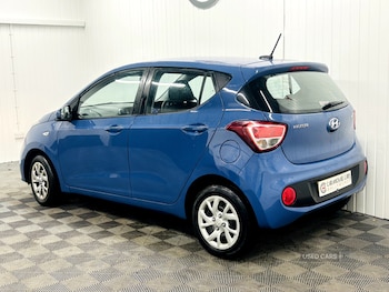 Used Hyundai i10 2018 for sale - 76574190: Photo