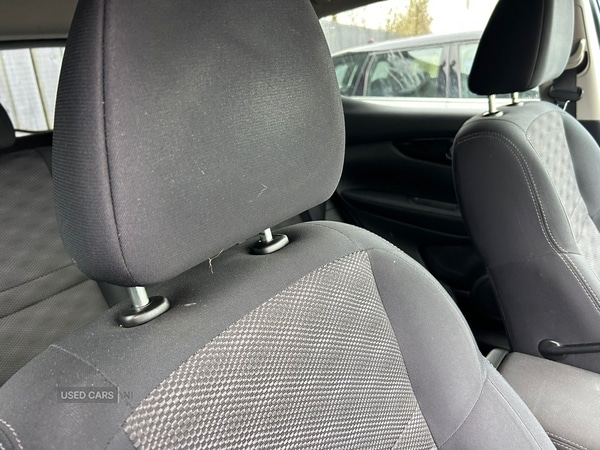 Used Nissan Qashqai 2015 for sale - 77672326: Photo 2