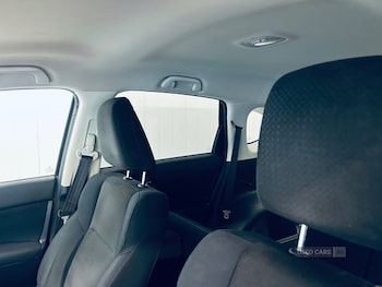 Used Honda CR-V 2017 for sale - 76175844: Photo 2