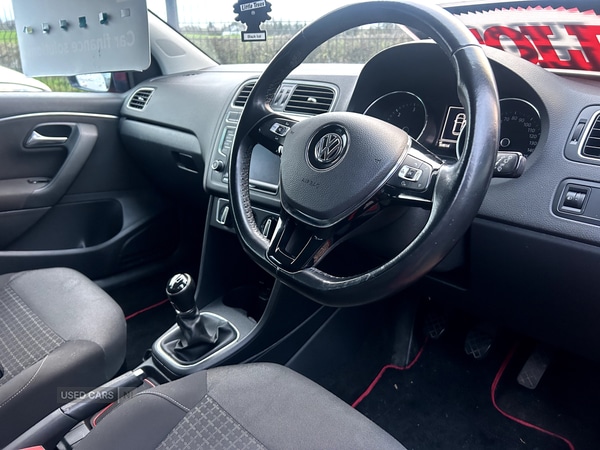 Used Volkswagen Polo 2015 for sale - 76593134: Photo 2