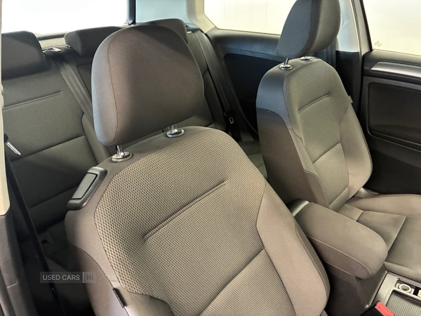 Used Volkswagen Golf 2013 for sale - 77785077: Photo 2