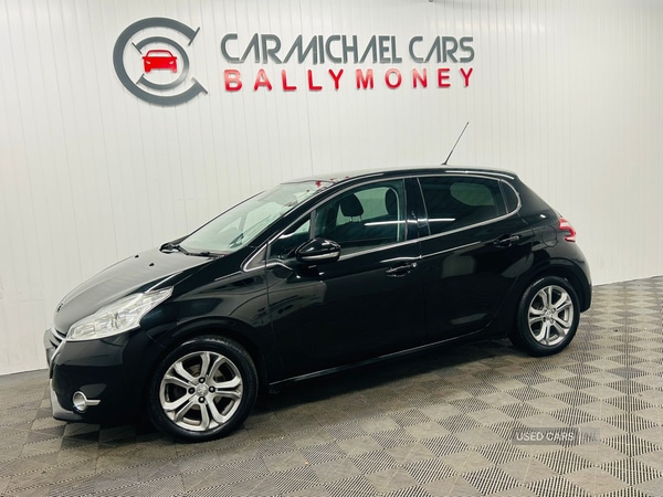 Used Peugeot 208 2015 for sale - 76856118: Photo 6