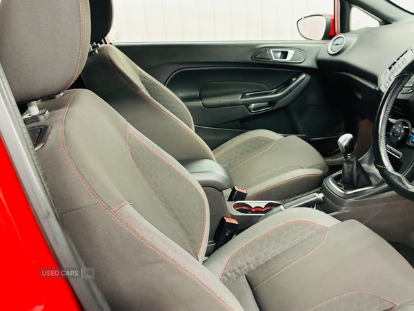 Used Ford Fiesta 2017 for sale - 78171758: Photo 2