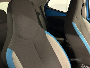 Used Toyota AYGO 2015 for sale - 76433596: Photo