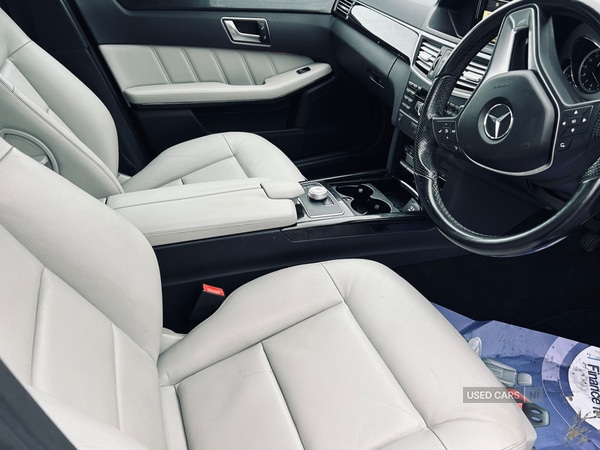 Used Mercedes-Benz E Class 2012 for sale - 76551460: Photo 2