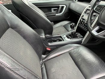 Used Land Rover Discovery Sport 2015 for sale - 78890385: Photo