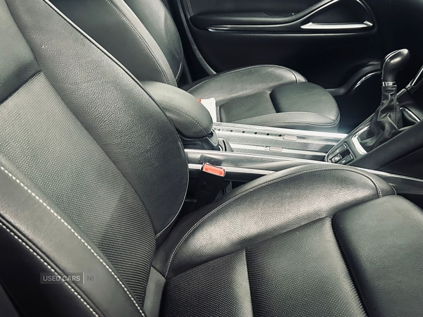 Used Vauxhall Zafira 2017 for sale - 76702754: Photo 2