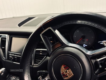 Used Porsche Macan 2015 for sale - 78901760: Photo
