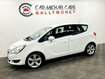 2014 - 1.4i 16V Tech Line 5dr