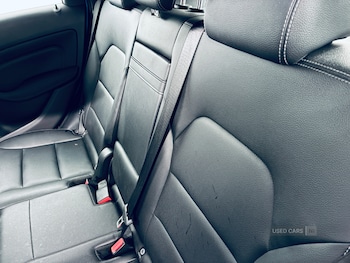 Used Mercedes-Benz B Class 2015 for sale - 77884108: Photo