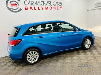 Used Mercedes-Benz B Class 2015 for sale - 77884108: Photo