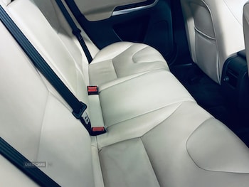Used Volvo XC60 2016 for sale - 79577960: Photo