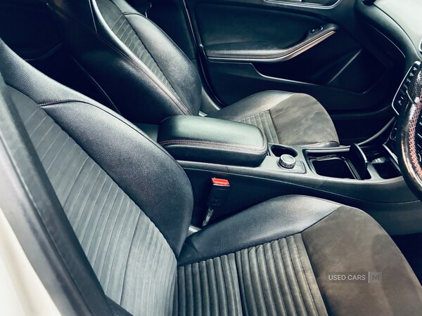 Used Mercedes-Benz GLA 2015 for sale - 78101742: Photo 2