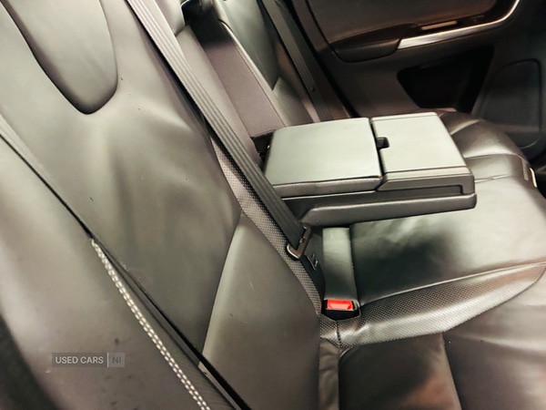 Used Volvo XC60 2017 for sale - 77854628: Photo 3