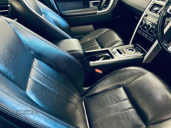 Used Land Rover Discovery Sport 2016 for sale - 76634409: Photo 2