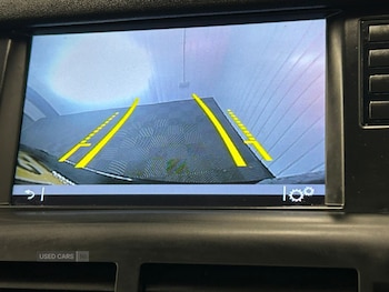 Used Land Rover Discovery Sport 2016 for sale - 76634409: Photo