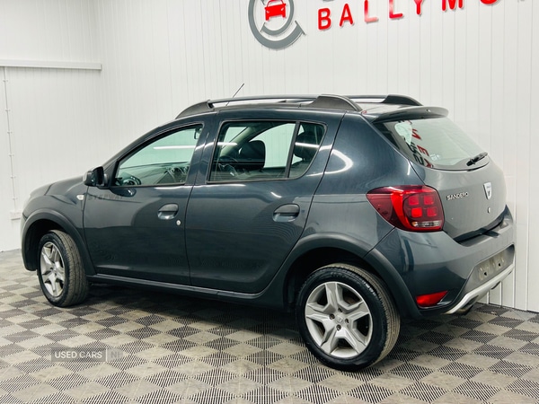 Used Dacia Sandero Stepway 2017 for sale - 77041492: Photo 7