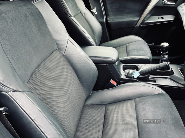 Used Toyota RAV4 2017 for sale - 78101719: Photo 3