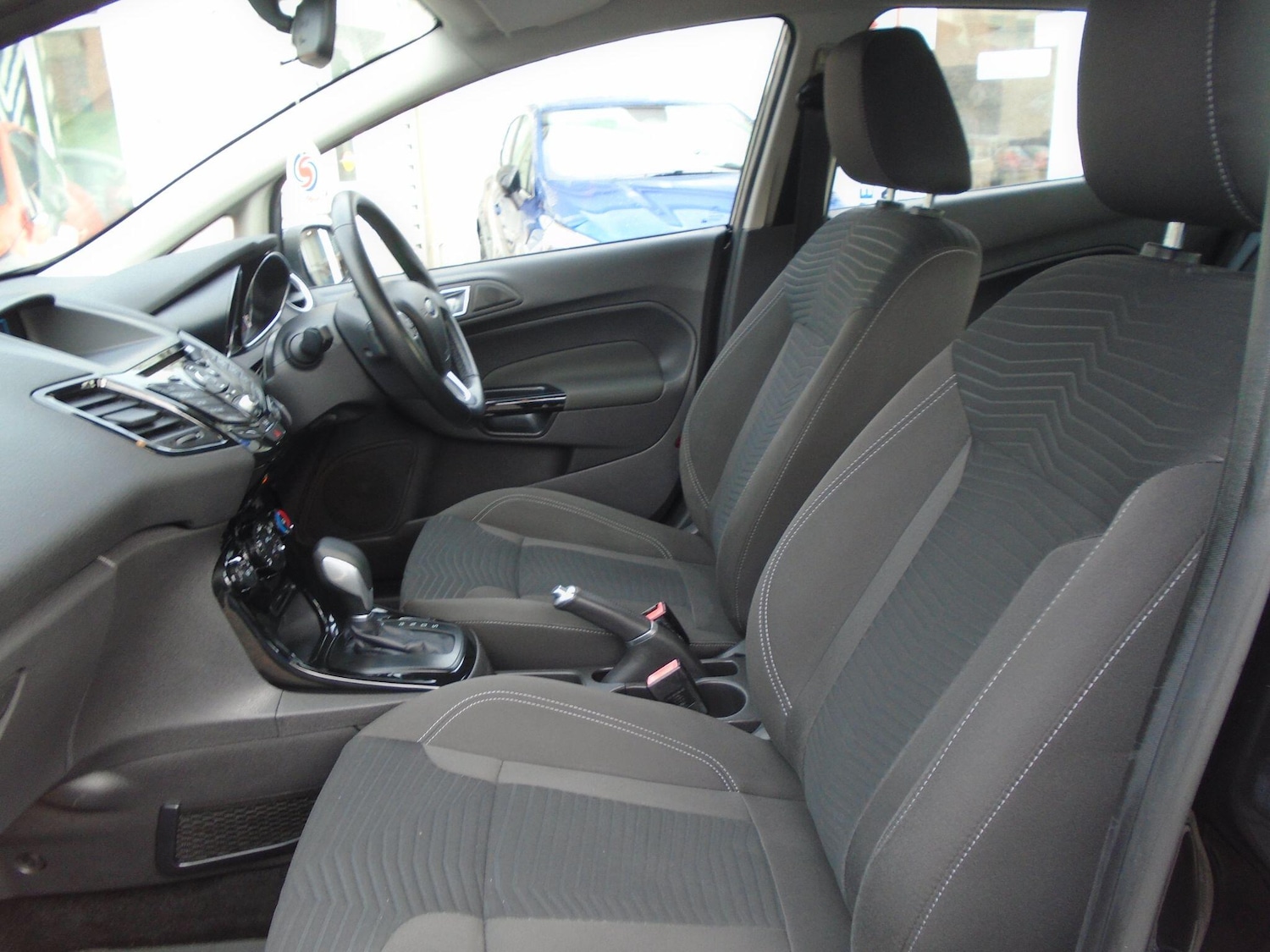 Used Ford Fiesta 2015 for sale - 76715050: Photo 26