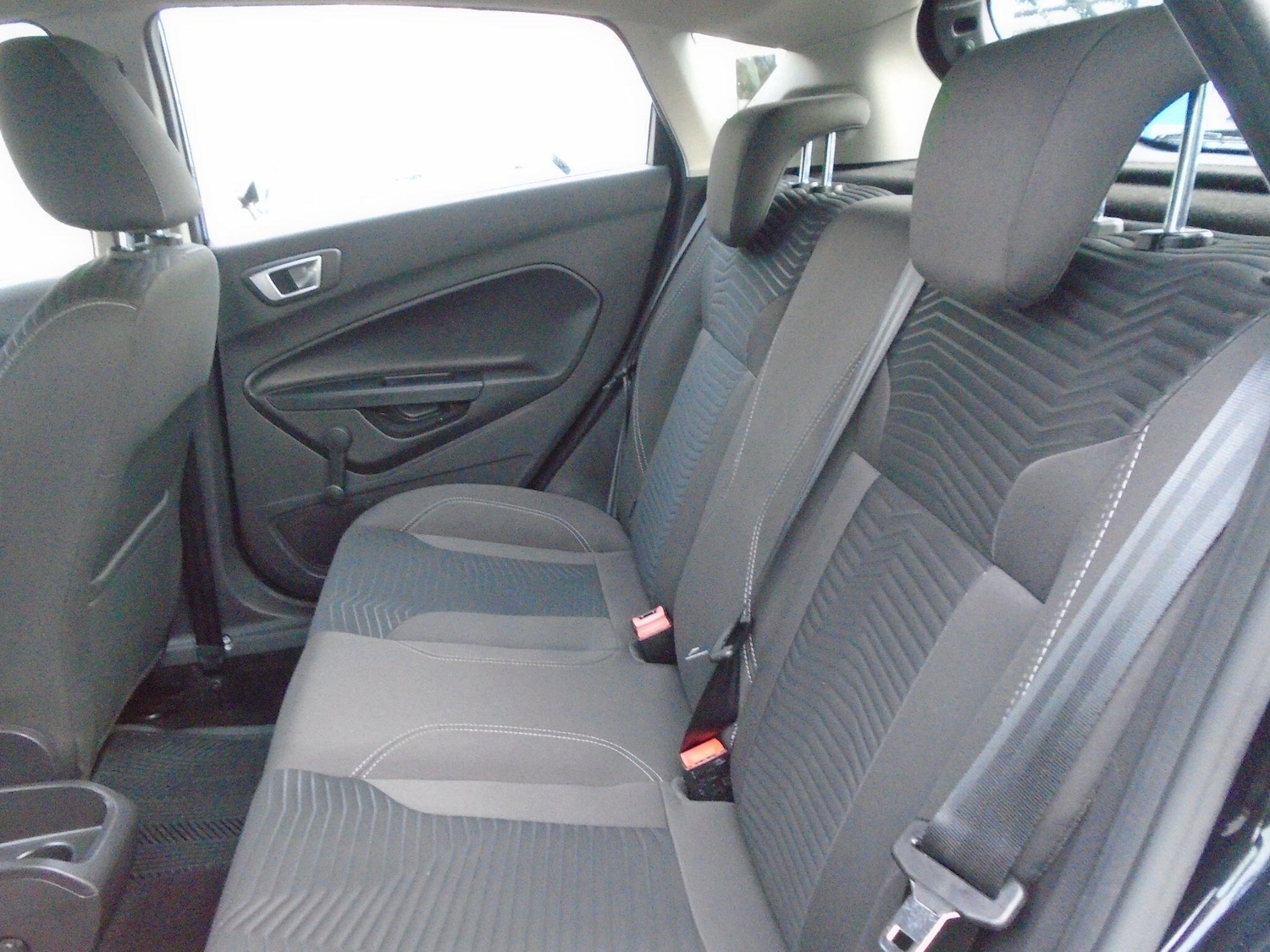 Used Ford Fiesta 2015 for sale - 76715050: Photo 30