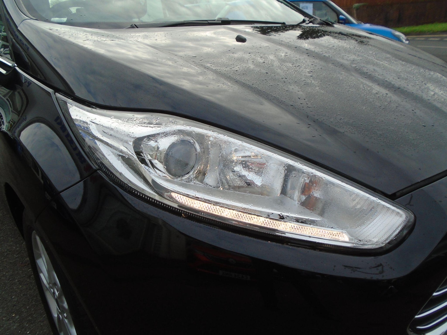 Used Ford Fiesta 2015 for sale - 76715050: Photo 5