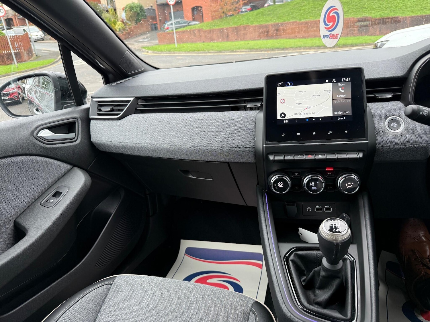 Used Renault Clio 2024 for sale - 76408398: Photo 15