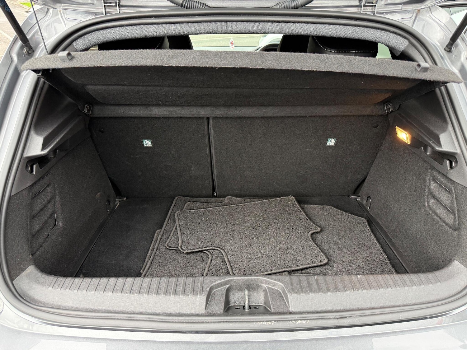 Used Renault Clio 2024 for sale - 76408398: Photo 30