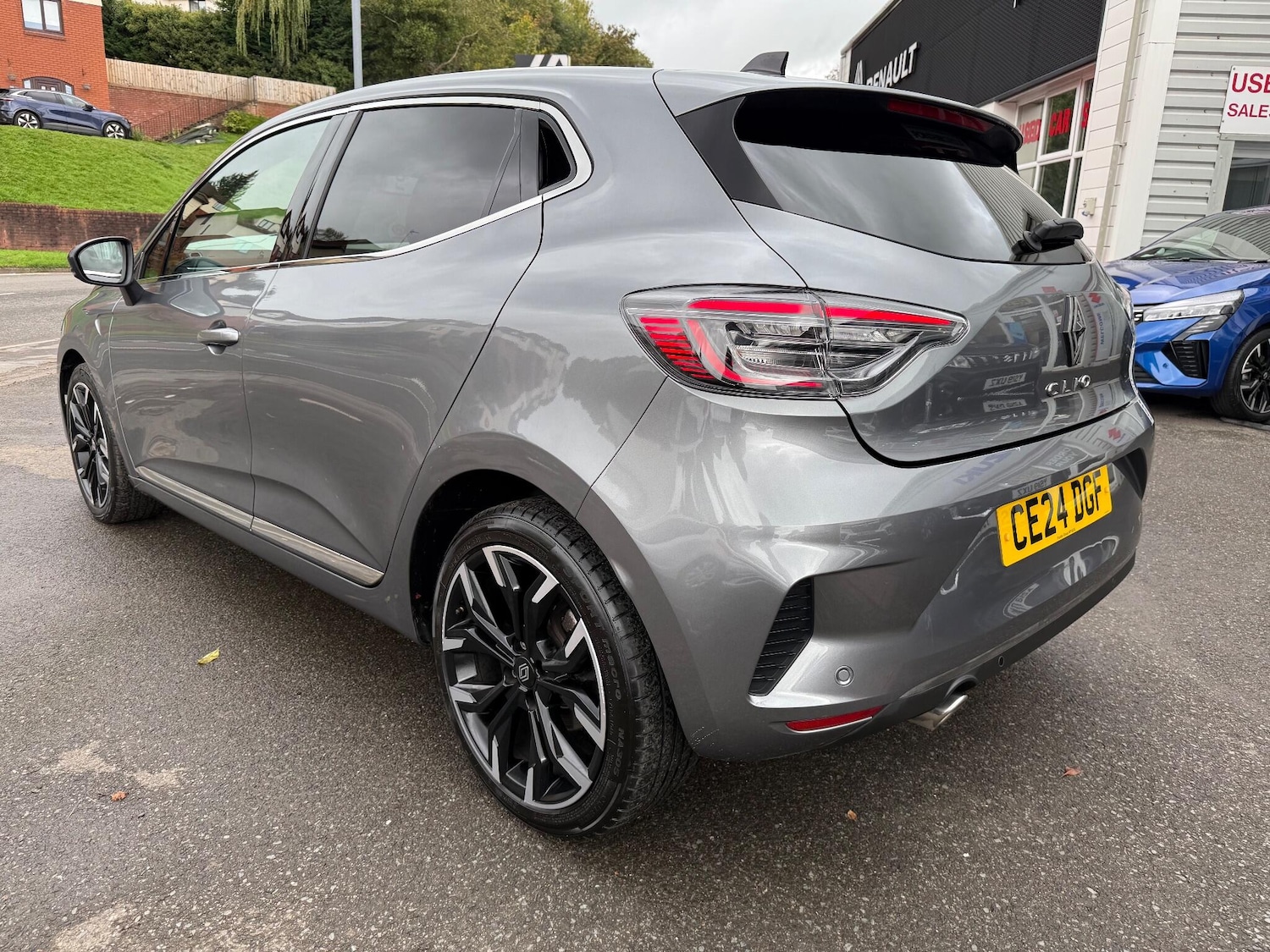 Used Renault Clio 2024 for sale - 76408398: Photo 4