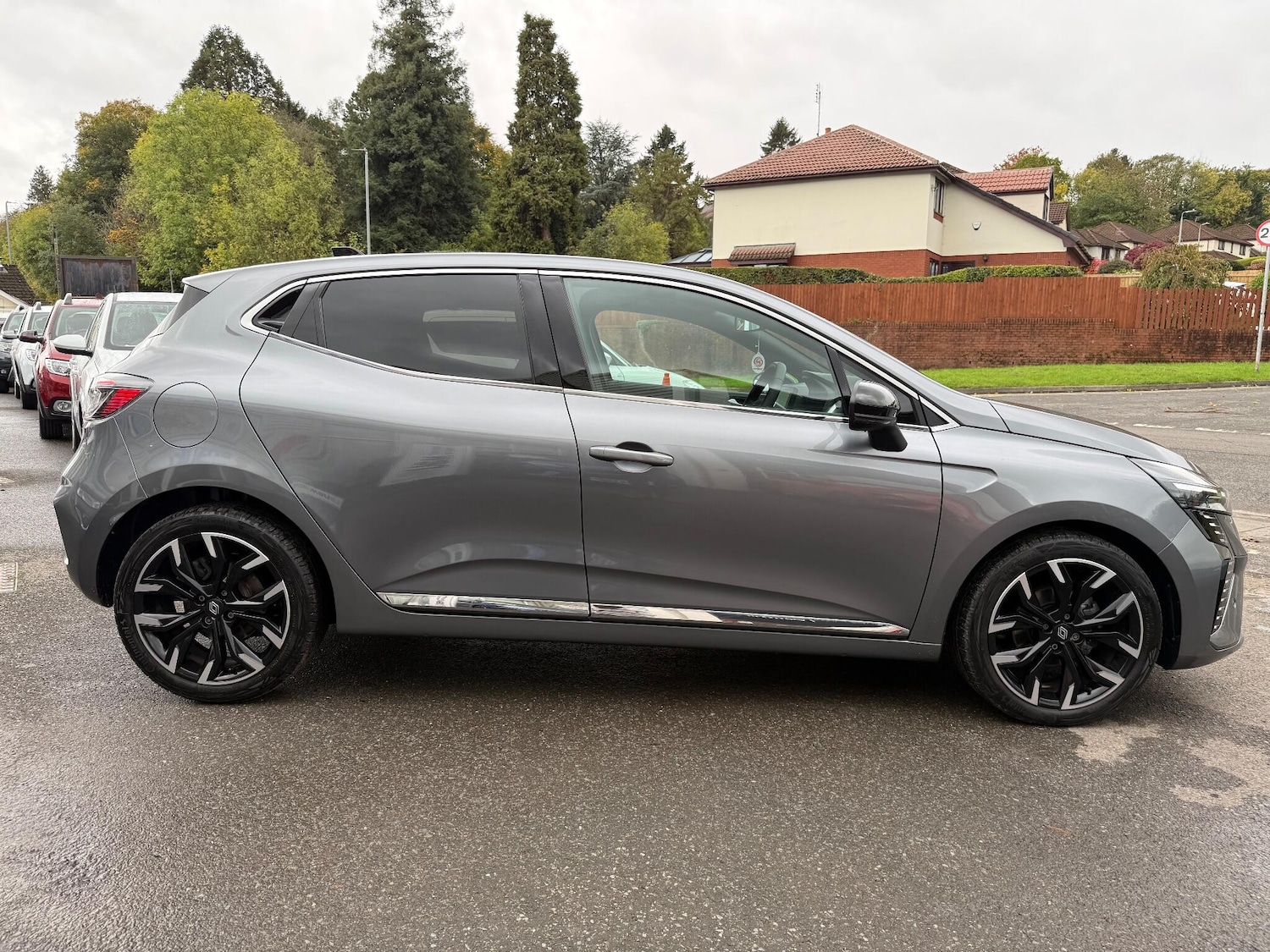 Used Renault Clio 2024 for sale - 76408398: Photo 9