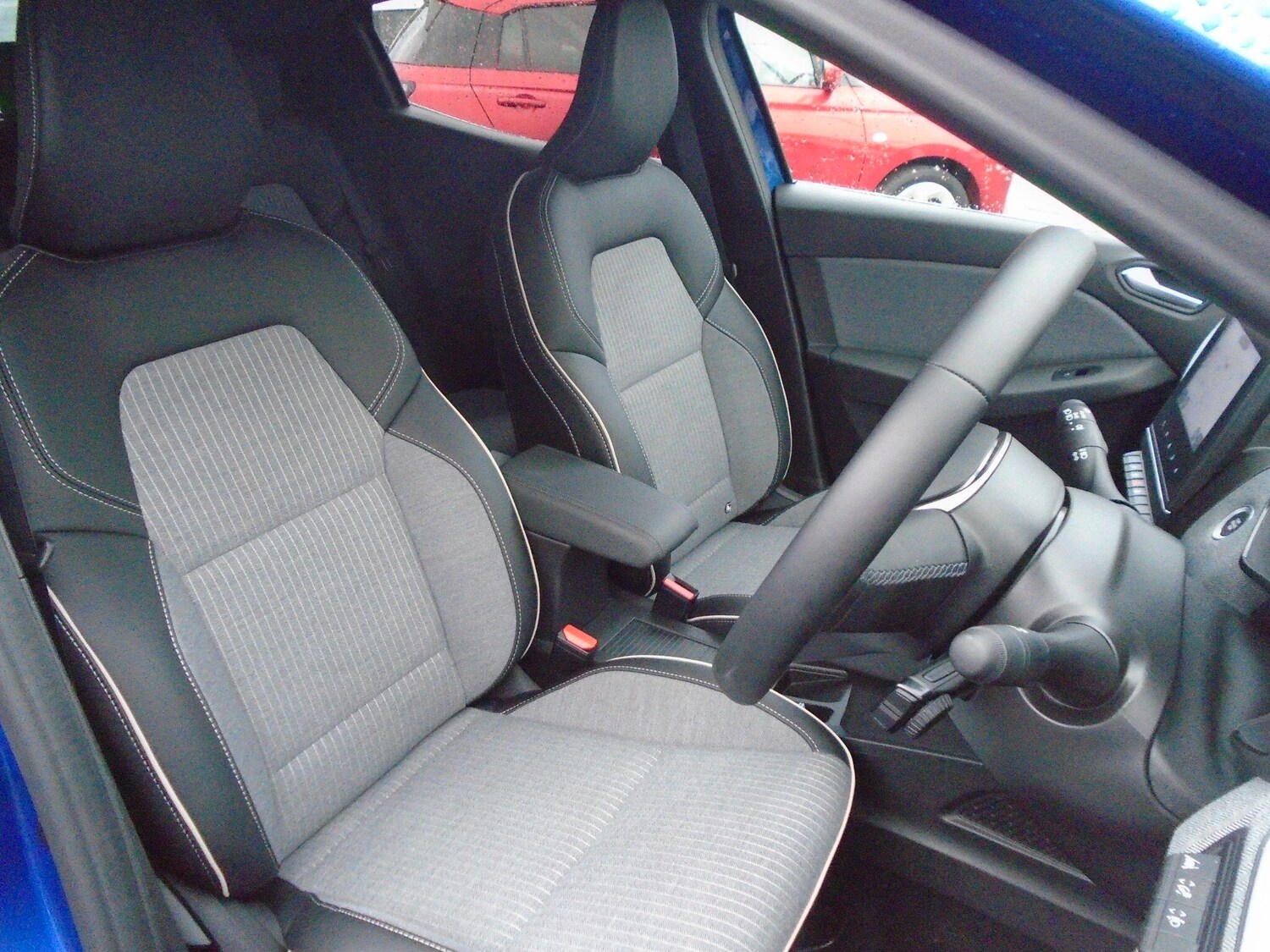 Used Renault Clio 2024 for sale - 76645100: Photo 22