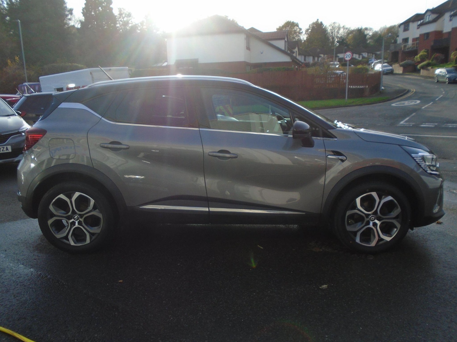 Used Renault Captur 2022 for sale - 76645512: Photo 18