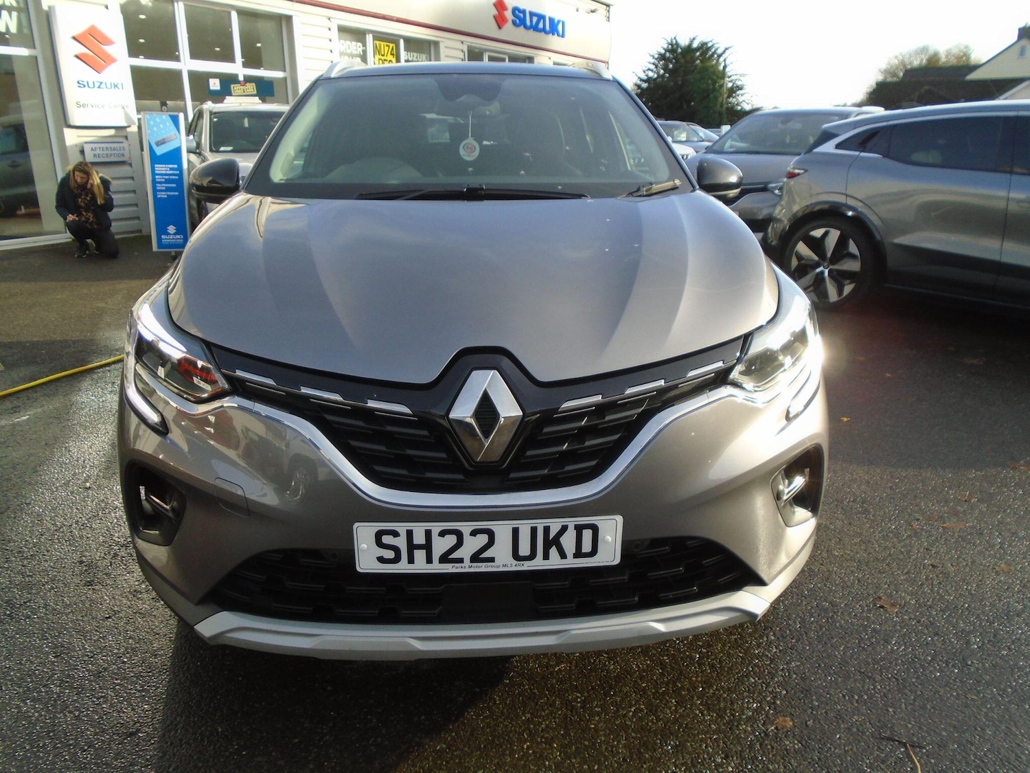 Used Renault Captur 2022 for sale - 76645512: Photo 2