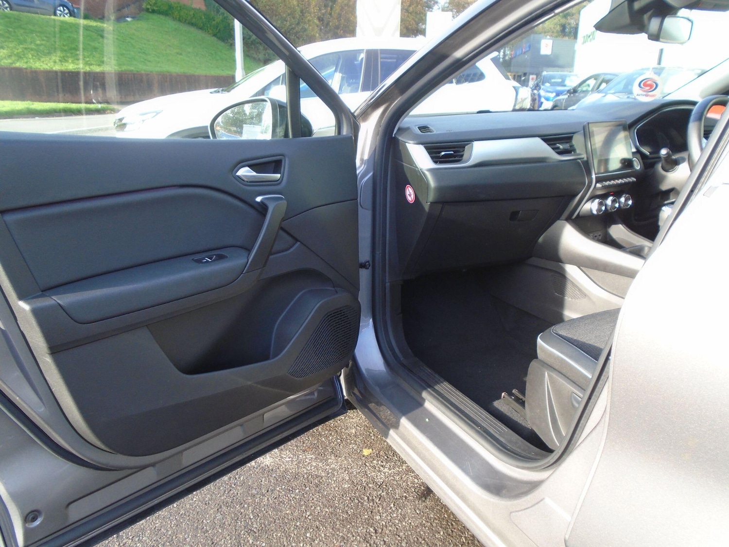 Used Renault Captur 2022 for sale - 76645512: Photo 26