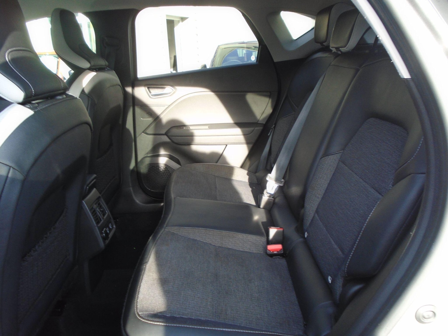 Used Renault Captur 2022 for sale - 76645512: Photo 32