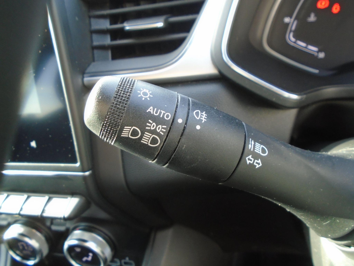 Used Renault Captur 2022 for sale - 76645512: Photo 45