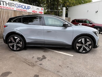 Used Renault Megane E Tech 2024 for sale - 76214925: Photo 3