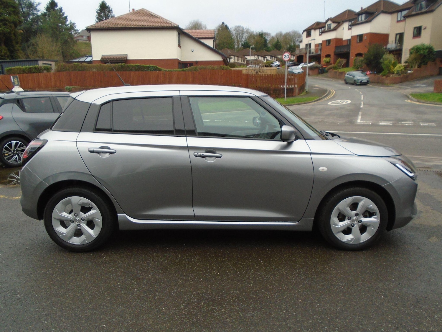 Used Suzuki Swift 2025 for sale - 77550512: Photo 13