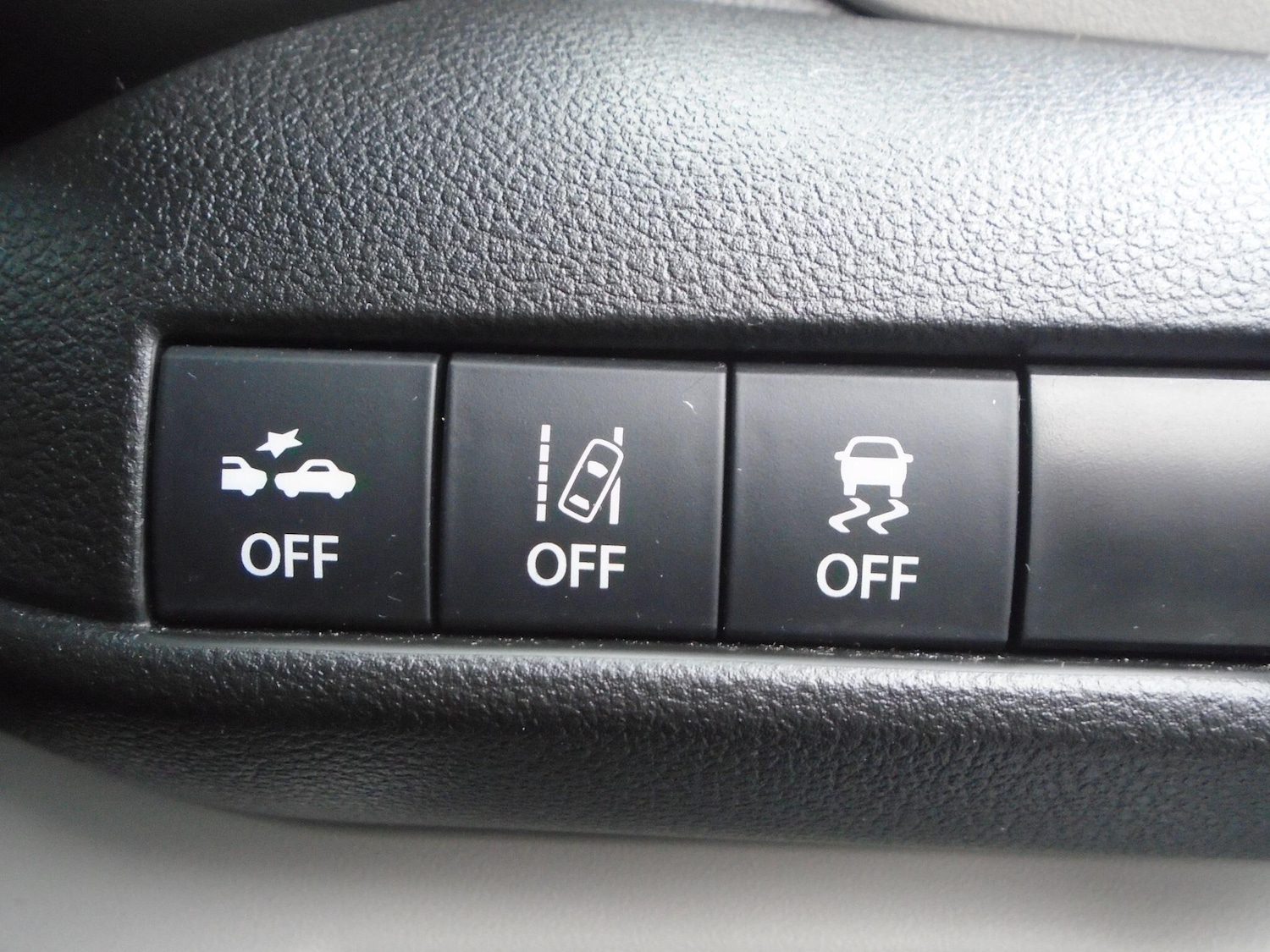 Used Suzuki Swift 2025 for sale - 77550512: Photo 43