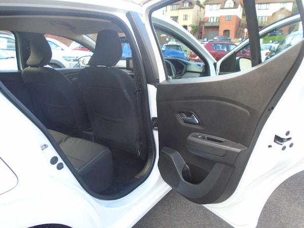 Used Dacia Sandero 2021 for sale - 76214107: Photo 24
