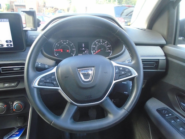 Used Dacia Sandero 2021 for sale - 76214107: Photo 35