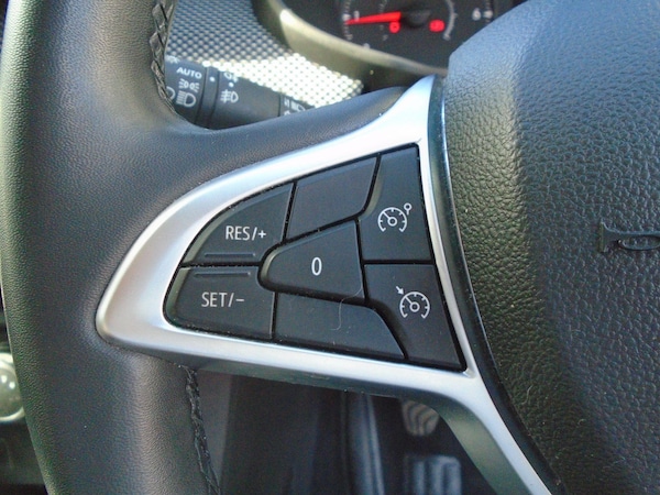 Used Dacia Sandero 2021 for sale - 76214107: Photo 48
