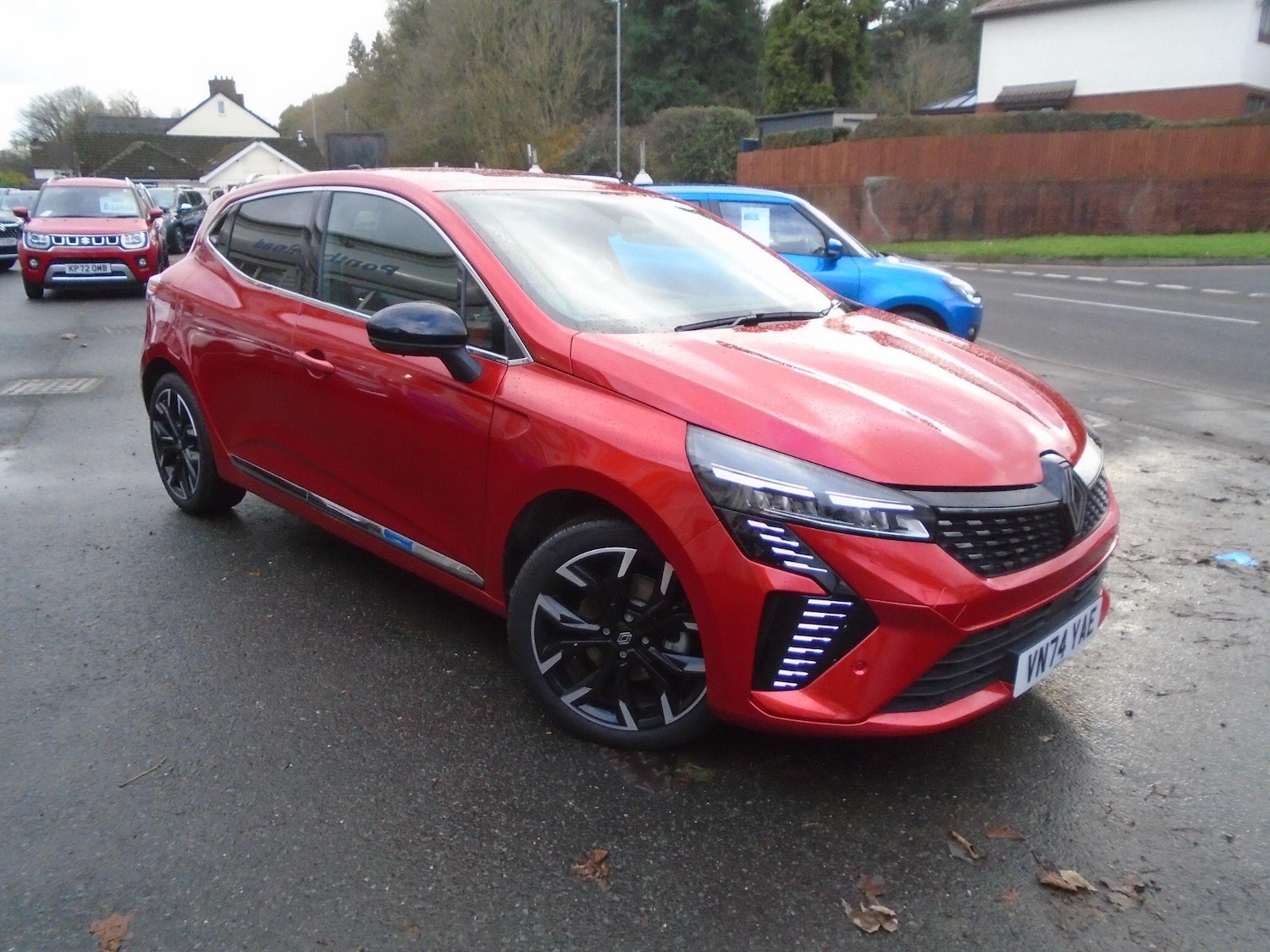 Used Renault Clio 2025 for sale - 76765264: Photo 1