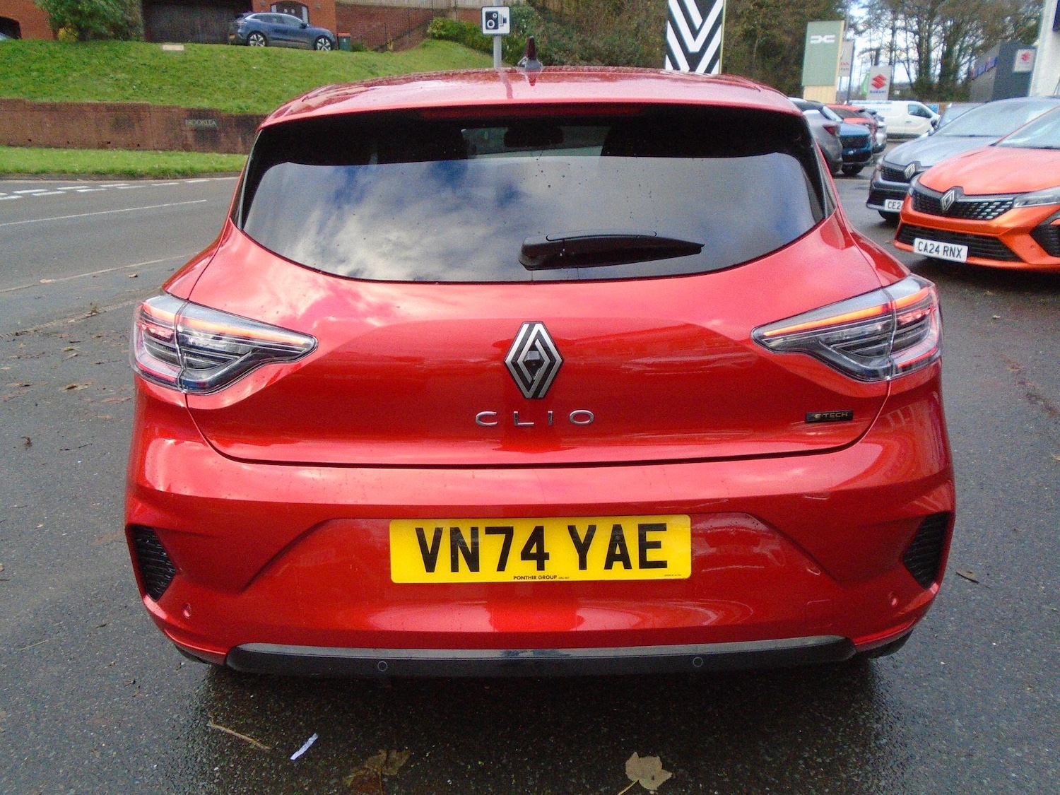 Used Renault Clio 2025 for sale - 76765264: Photo 11
