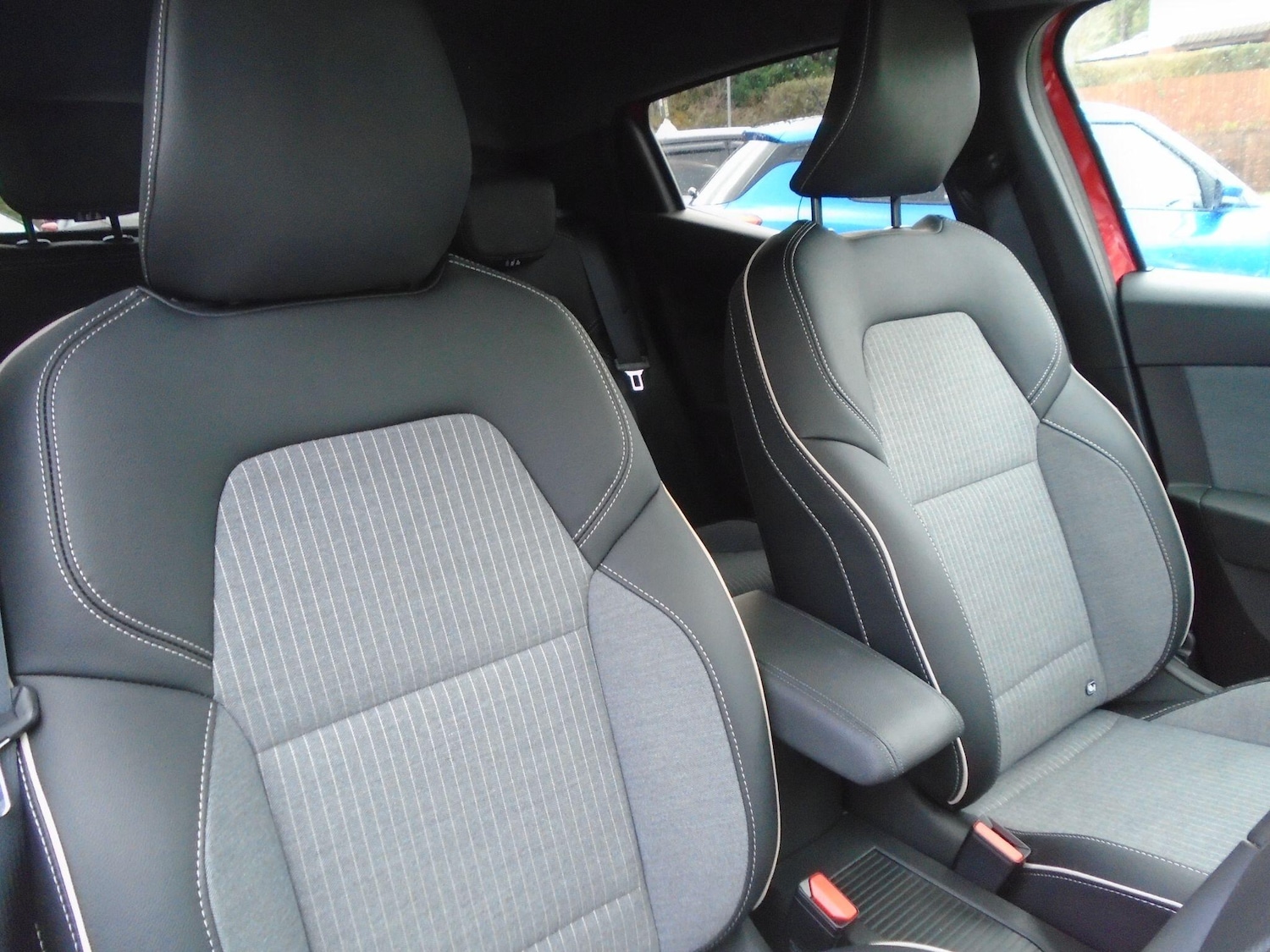 Used Renault Clio 2025 for sale - 76765264: Photo 22