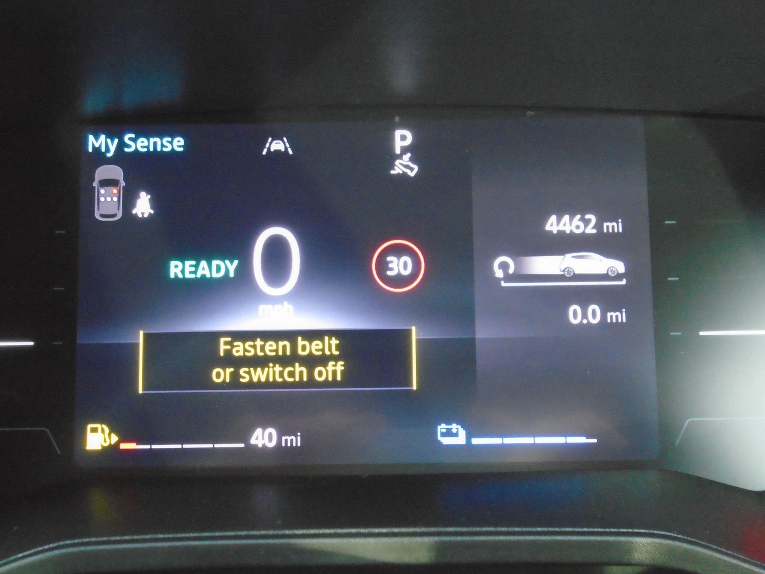 Used Renault Clio 2025 for sale - 76765264: Photo 35