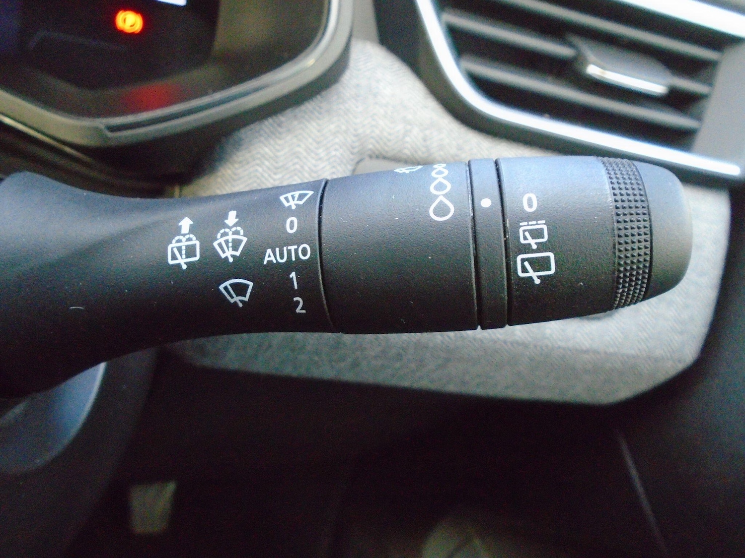 Used Renault Clio 2025 for sale - 76765264: Photo 49