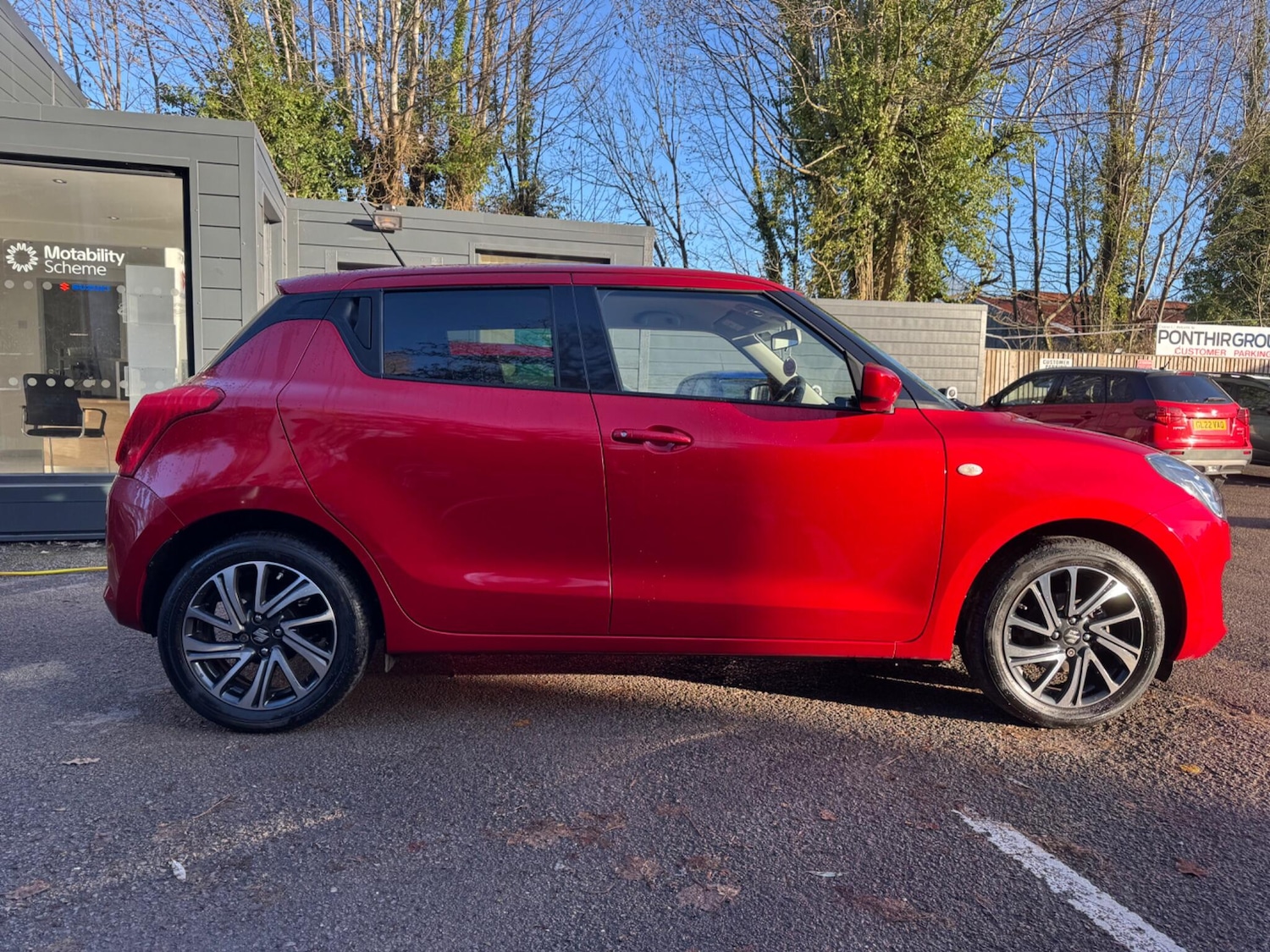 Used Suzuki Swift for sale - 76801050: Photo 2