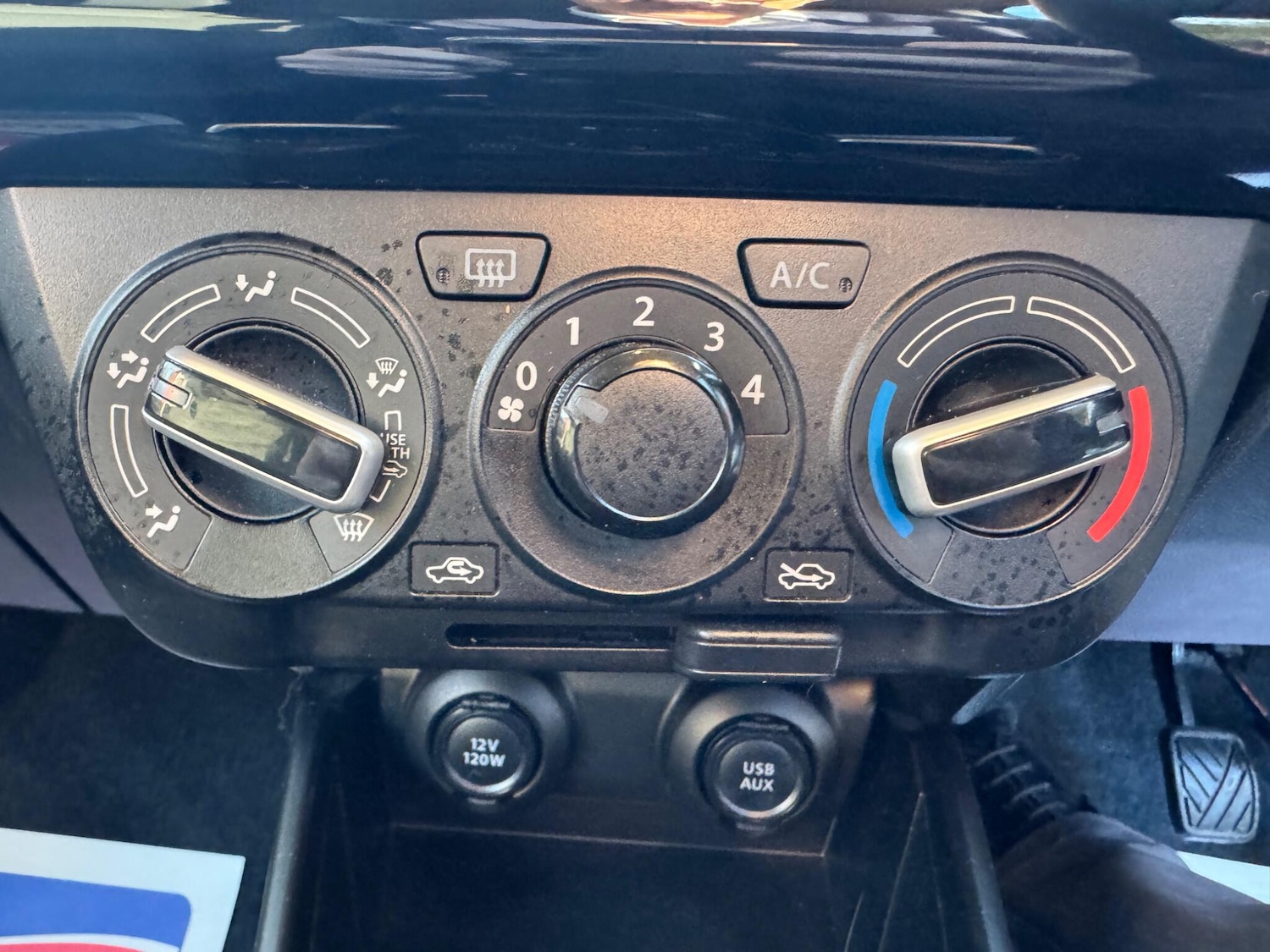 Used Suzuki Swift for sale - 76801050: Photo 4