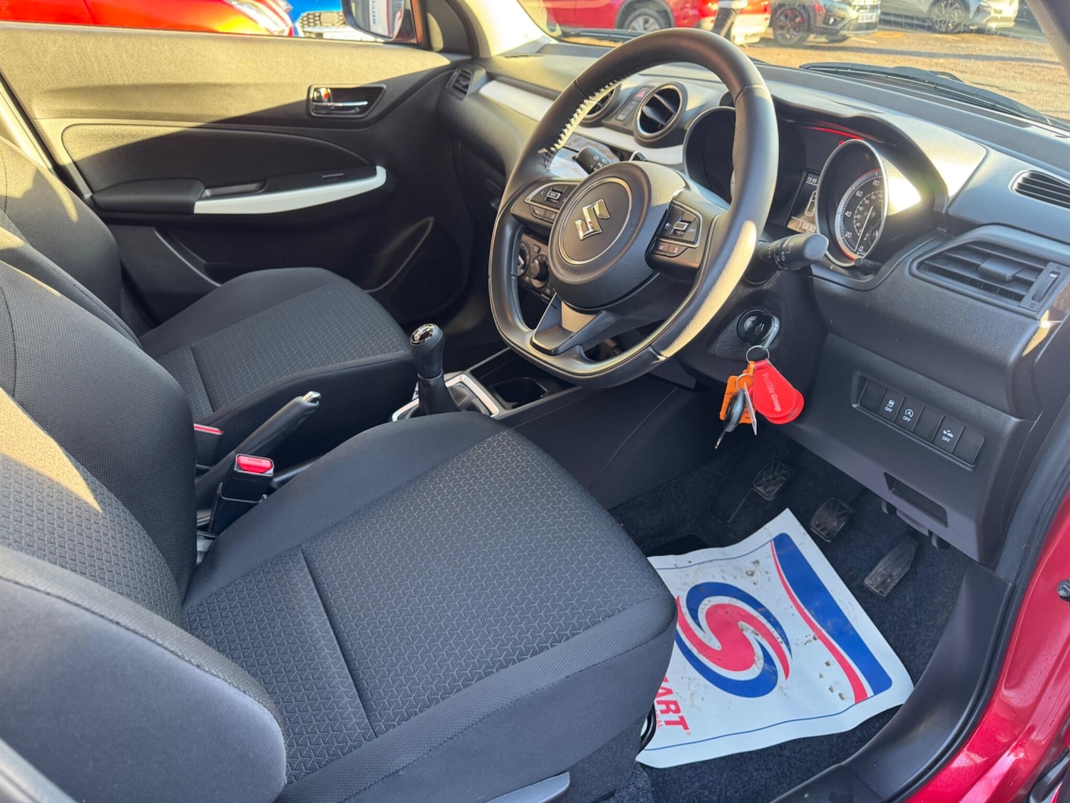 Used Suzuki Swift for sale - 76801050: Photo 6